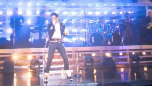 Watching the New Michael Jackson's Movie Made Me Think About Community Differently - I wish I met Michael - MaryJob.com